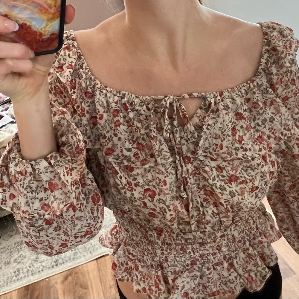 Floral blouse - Picture 6 of 6
